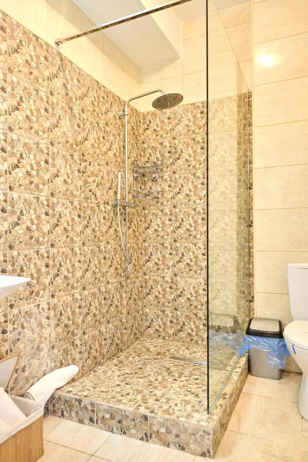 Alina Lake View Apartment Mamaia Exterior photo